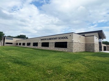 Bangor Elementary School Bangor, WI - Website Bangor Elementary exterior 2024 1
